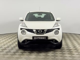 2017 Nissan Juke I Рестайлинг, белый, 1648900 рублей, вид 3
