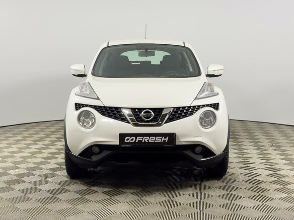 2017 Nissan Juke I Рестайлинг, белый, 1609900 рублей - вид 2