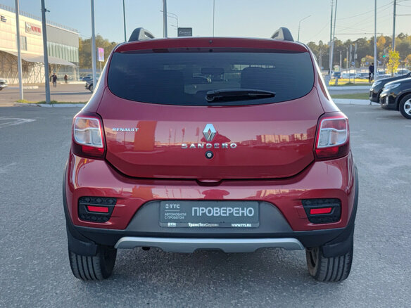 2016 Renault Sandero Stepway II, красный - вид 5