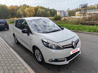 2016 Renault Scenic III Рестайлинг 2, белый, 970000 рублей, вид 4