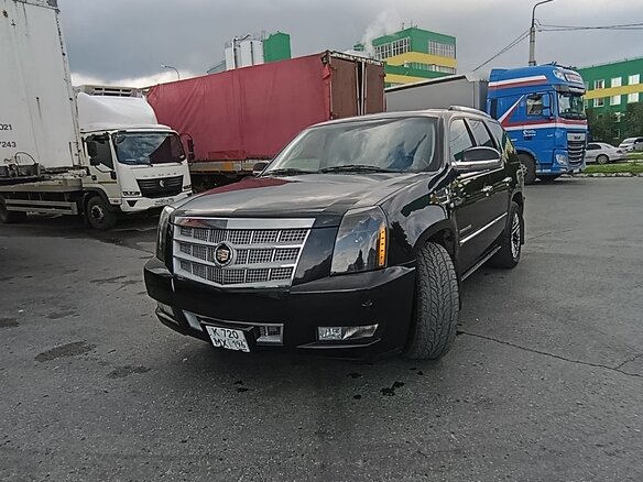 2013 Cadillac Escalade III, чёрный, 2400000 рублей - вид 1