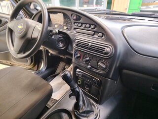 2011 Chevrolet Niva I Рестайлинг, красный, 550000 рублей, вид 5