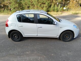 2012 Renault Sandero I, белый, 430000 рублей, вид 4