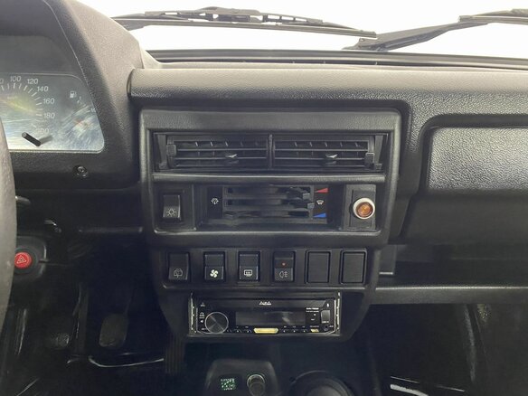 2017 Lada (ВАЗ) 2121 (4x4) I Рестайлинг, белый, 580000 рублей - вид 16