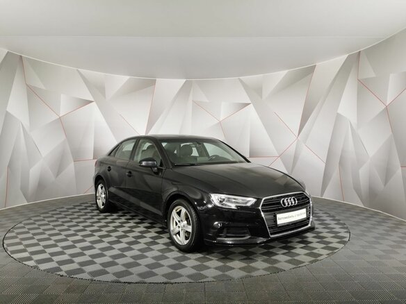 2017 Audi A3 III (8V) Рестайлинг, чёрный, 1260000 рублей - вид 2