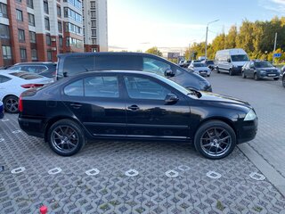 2006 Skoda Octavia II (A5), чёрный, 415000 рублей, вид 4