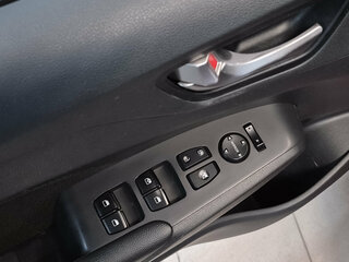 2021 Hyundai Solaris II Рестайлинг, красный, 1420000 рублей, вид 5