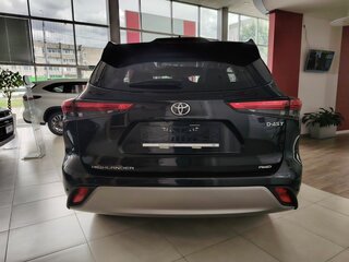 2026 Toyota Highlander IV (XU70), чёрный, 5790000 рублей, вид 5