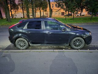 2008 Ford Focus II Рестайлинг, чёрный, 500000 рублей, вид 5