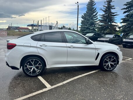 2018 BMW X6 40d II (F16), белый, 3500000 рублей, вид 2