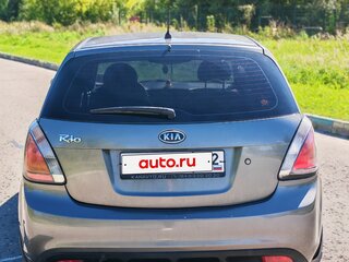 2010 Kia Rio II Рестайлинг, серебристый, 520000 рублей, вид 2