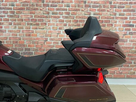 2025 Honda GL 1800 Gold Wing, пурпурный, 4500000 рублей, вид 5