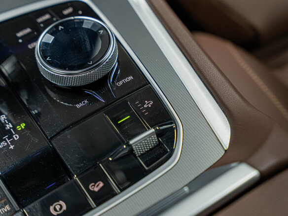 2020 BMW X6 30d III (G06), синий, 7990000 рублей - вид 30