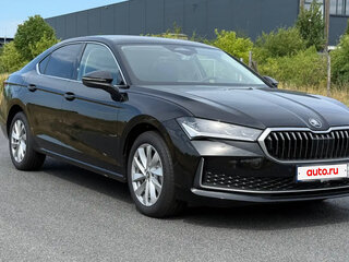 2024 Skoda Superb III Рестайлинг, серебристый, 2040000 рублей, вид 1