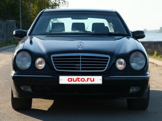 1999 Mercedes-Benz E-Класс 240 II (W210, S210) Рестайлинг, зелёный, 699000 рублей, вид 4