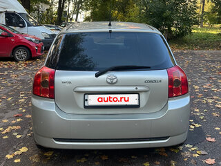 2004 Toyota Corolla IX (E120, E130) Рестайлинг, серебристый, 950000 рублей, вид 5