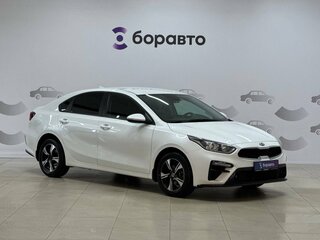 2019 Kia Cerato IV, белый, 1720000 рублей, вид 3