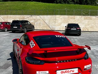 2021 Porsche Cayman GT4 II 718 (982), красный, 12700000 рублей, вид 4