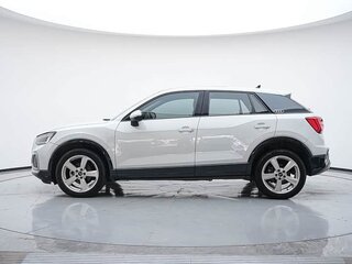 2023 Audi Q2 L 35 TFSI I Рестайлинг, белый, 1610000 рублей, вид 5
