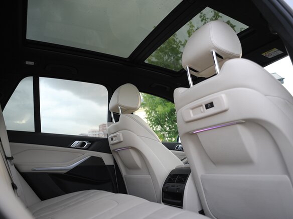 2022 BMW X5 40i IV (G05/G18), белый - вид 18