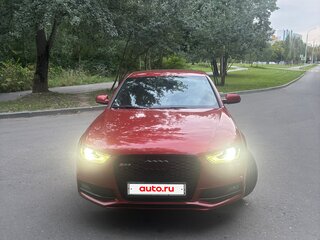 2012 Audi A4 IV (B8) Рестайлинг, красный, 1600000 рублей, вид 4