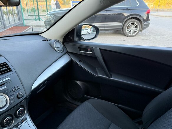 2011 Mazda 3 II (BL), серый, 1090000 рублей - вид 23