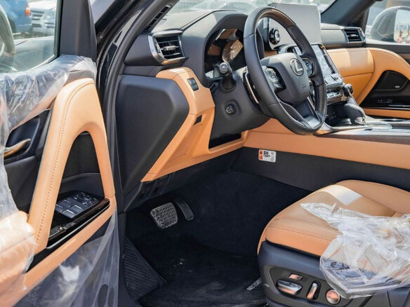 2026 Lexus LX 700h IV, чёрный - вид 11