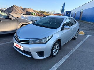 2013 Toyota Corolla XI (E160, E170, E180), серебристый, 1200000 рублей, вид 1