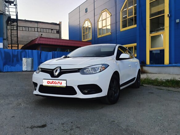 2013 Renault Fluence I Рестайлинг, белый, 640000 рублей