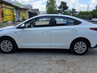 2021 Hyundai Solaris II Рестайлинг, белый, 1300000 рублей, вид 5