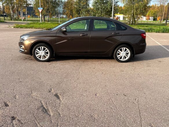 2017 Lada (ВАЗ) Vesta I, коричневый, 870000 рублей - вид 5