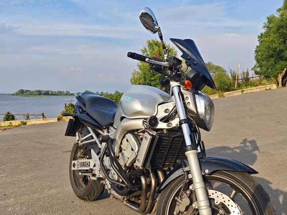 2004 Yamaha FZ6, серый, 380000 рублей - вид 3