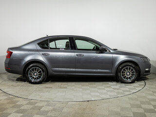 2019 Skoda Octavia III (A7) Рестайлинг, серый, 1629585 рублей, вид 4
