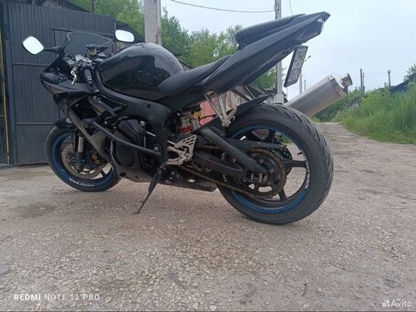 2004 Yamaha YZF-R6, чёрный, 425000 рублей, вид 4