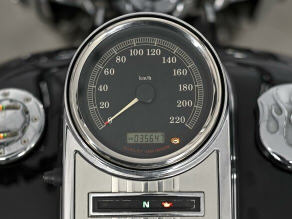 2008 Harley-Davidson Road King, чёрный, 877000 рублей - вид 8