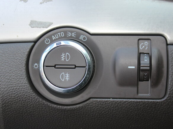 2012 Opel Mokka I, белый, 1160000 рублей - вид 19