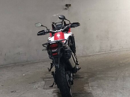 2018 Honda CRF 1000L Africa Twin, красный, 1299000 рублей, вид 4