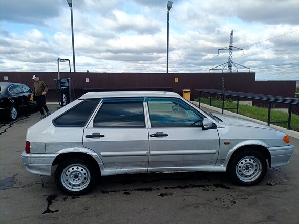 2011 Lada (ВАЗ) 2114, серебристый, 240000 рублей - вид 3