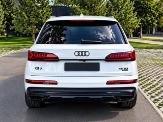 2019 Audi Q7 45 TDI II (4M) Рестайлинг, белый, 7400000 рублей, вид 5