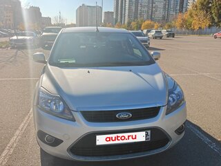 2009 Ford Focus II Рестайлинг, серебристый, 550000 рублей, вид 2