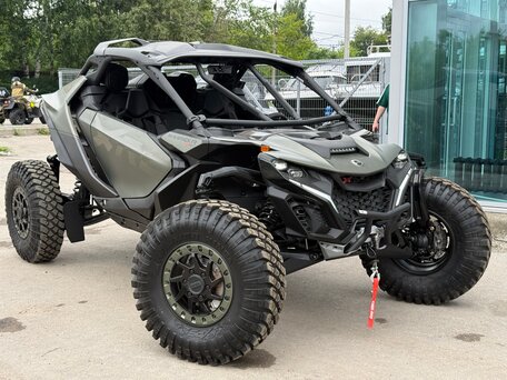 2026 BRP Can-Am Maverick R XRS, зелёный, 6990000 рублей, вид 4