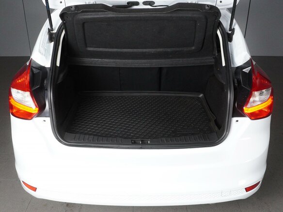 2012 Ford Focus III, белый, 1100000 рублей - вид 17