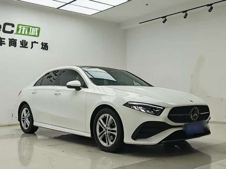 Mercedes-Benz A-Класс IV (W177) Рестайлинг