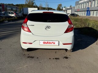 2014 Hyundai Solaris I, белый, 710000 рублей, вид 3