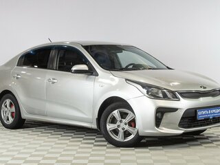 2020 Kia Rio IV, серый, 1729000 рублей, вид 1