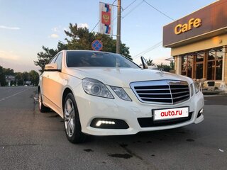 2009 Mercedes-Benz E-Класс 300 IV (W212, S212, C207), белый, 1400000 рублей, вид 3