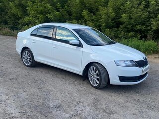 2018 Skoda Rapid I Рестайлинг, белый, 1350000 рублей, вид 3
