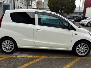 2017 Daihatsu Mira VII, белый, 590000 рублей, вид 4