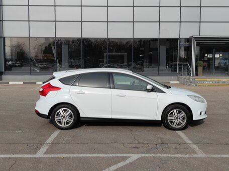 2012 Ford Focus III, белый, 525000 рублей, вид 5