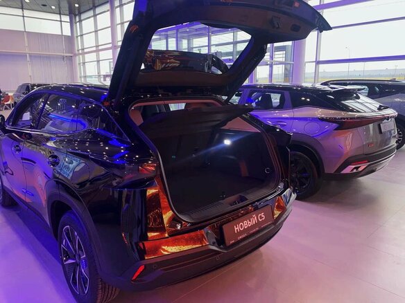 2026 Omoda C5 II, чёрный - вид 8